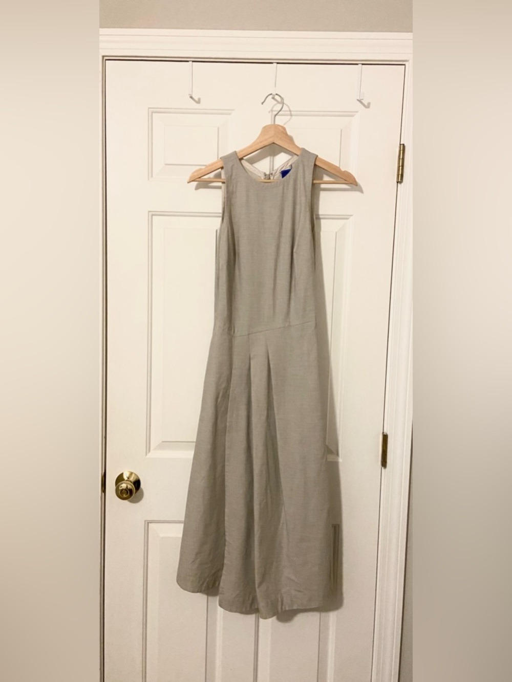Kit and Ace Seymour Dress in Light Gray